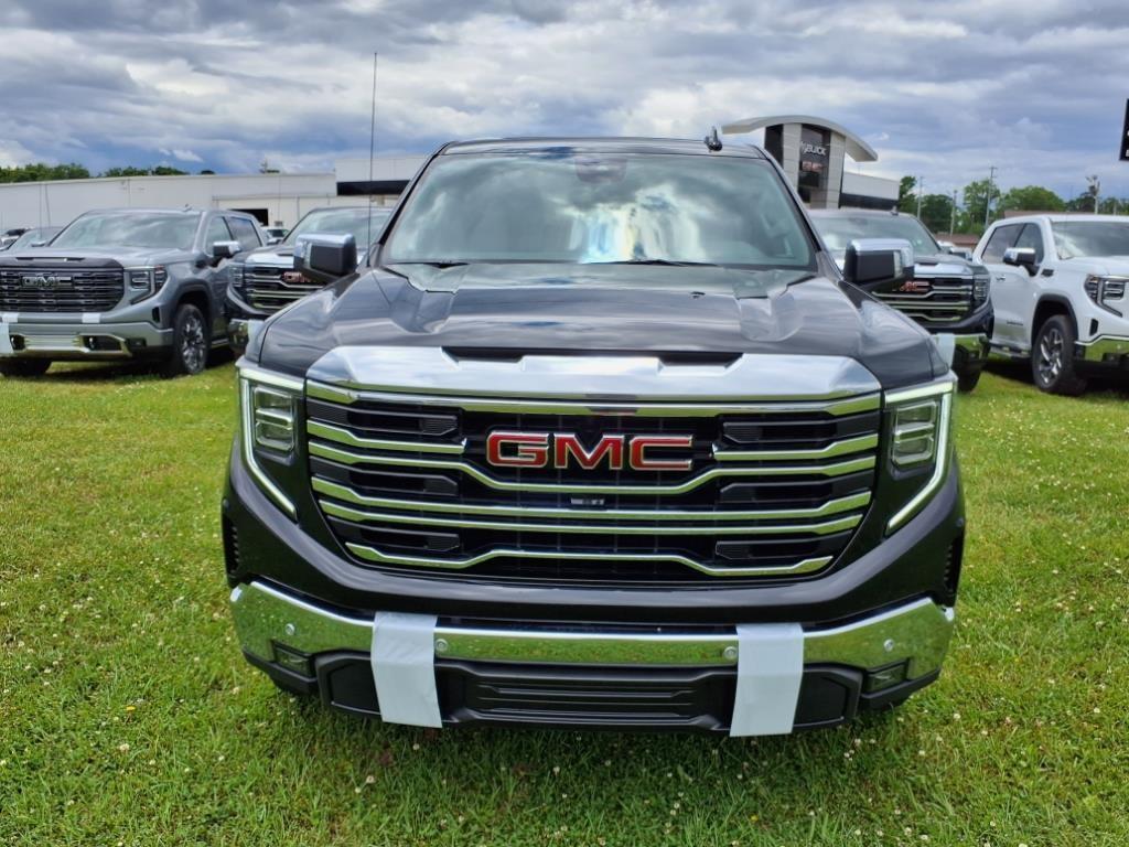 new 2025 GMC Sierra 1500 car, priced at $55,335