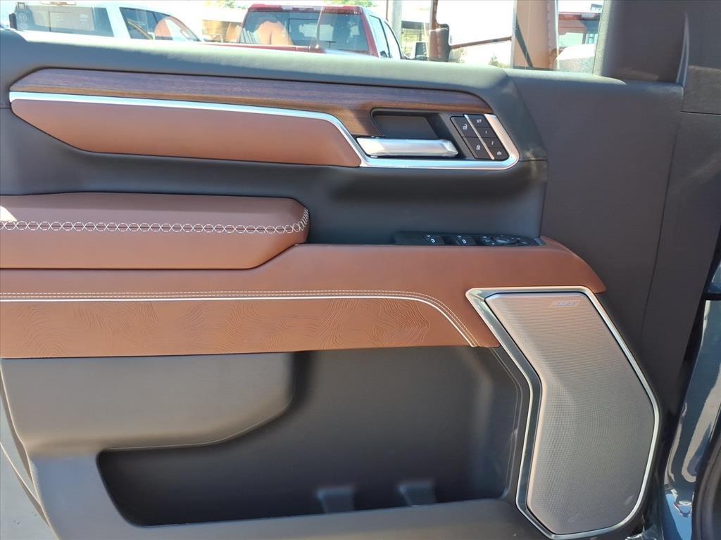 new 2026 GMC Sierra 2500 car, priced at $91,762