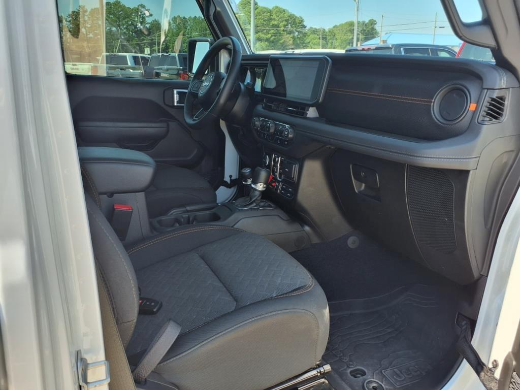 used 2024 Jeep Gladiator car, priced at $45,458