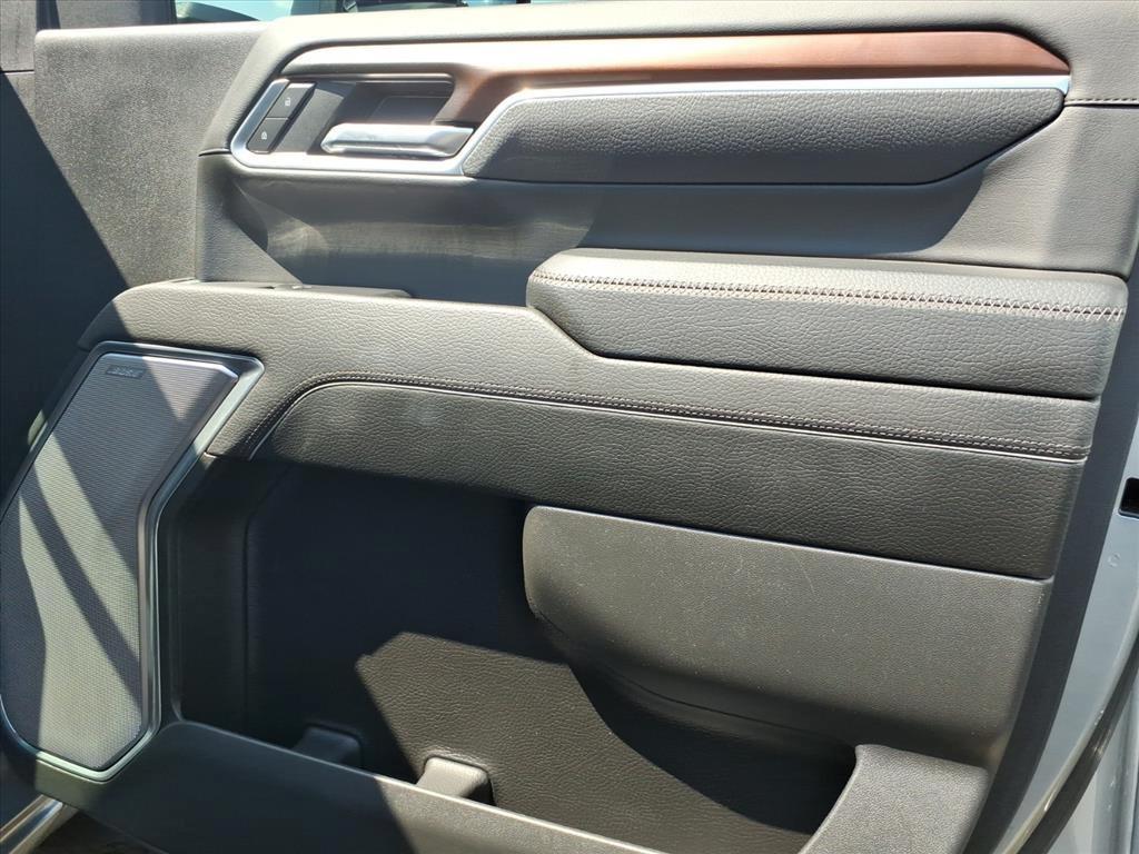 used 2024 GMC Sierra 2500 car, priced at $69,987