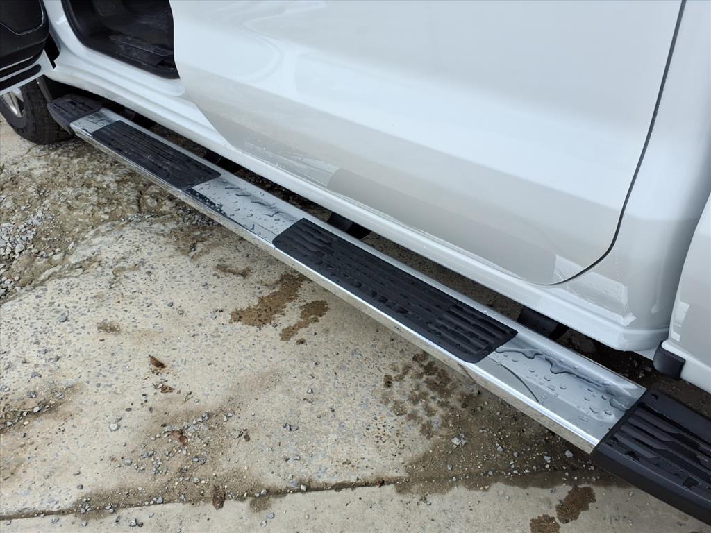 new 2026 GMC Sierra 1500 car, priced at $57,925