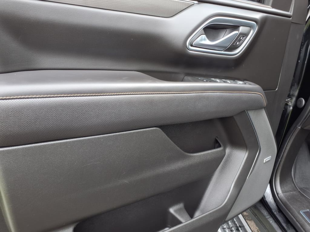 used 2022 GMC Yukon XL car, priced at $56,748