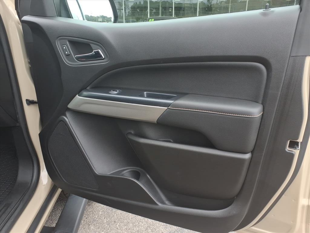 used 2021 GMC Canyon car, priced at $30,250