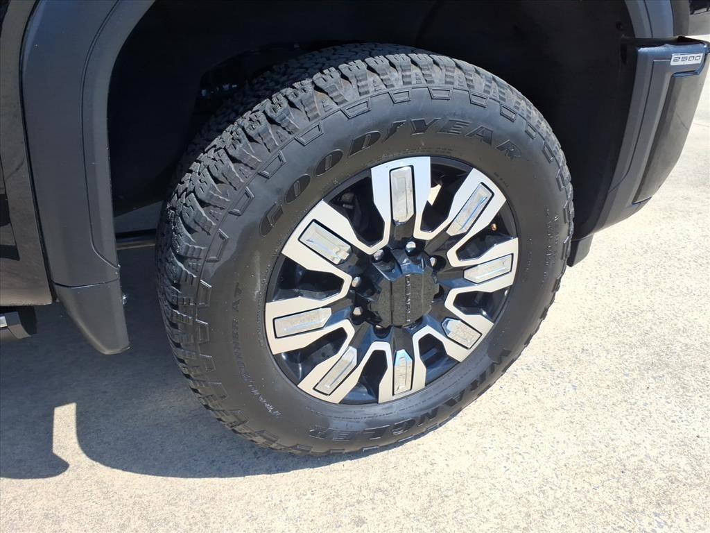 used 2024 GMC Sierra 2500 car, priced at $65,987