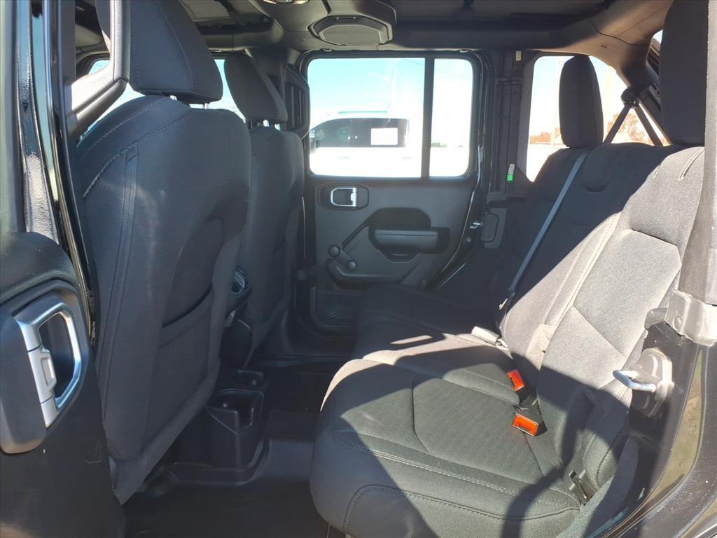 used 2022 Jeep Wrangler Unlimited car, priced at $33,987