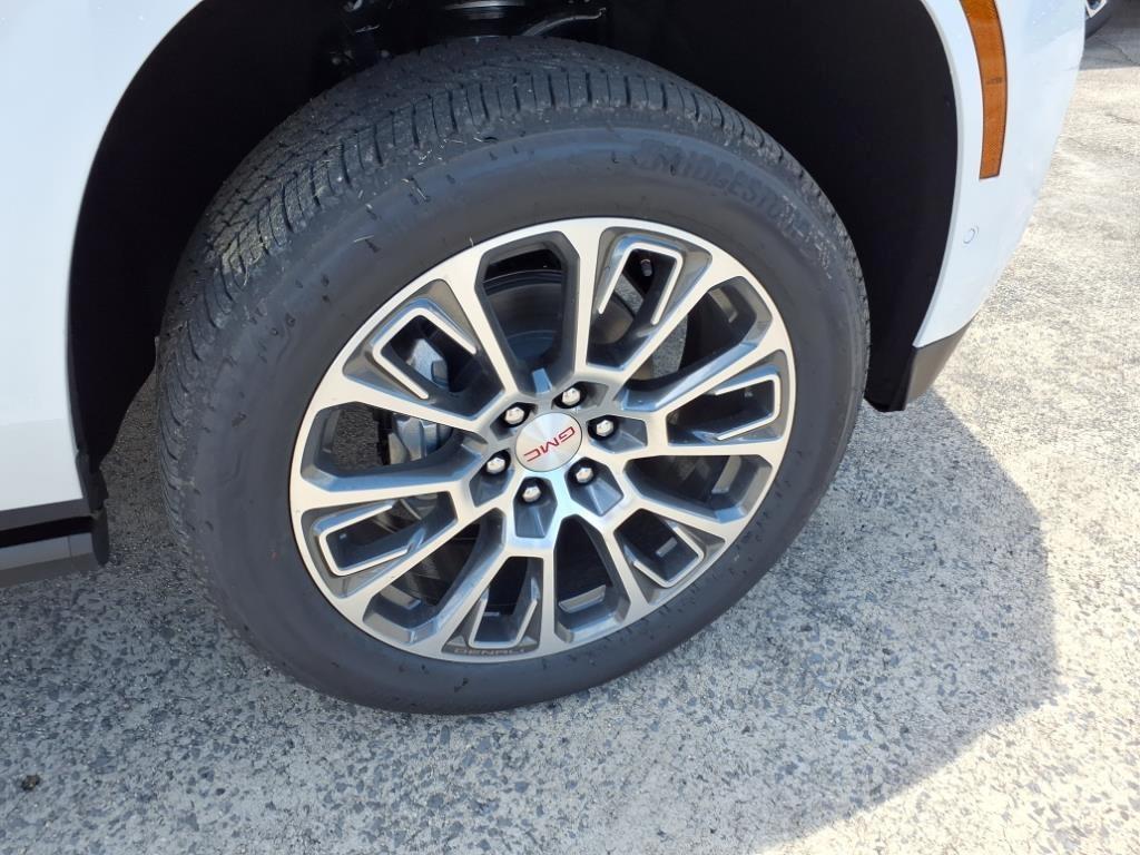 new 2025 GMC Yukon XL car, priced at $91,445