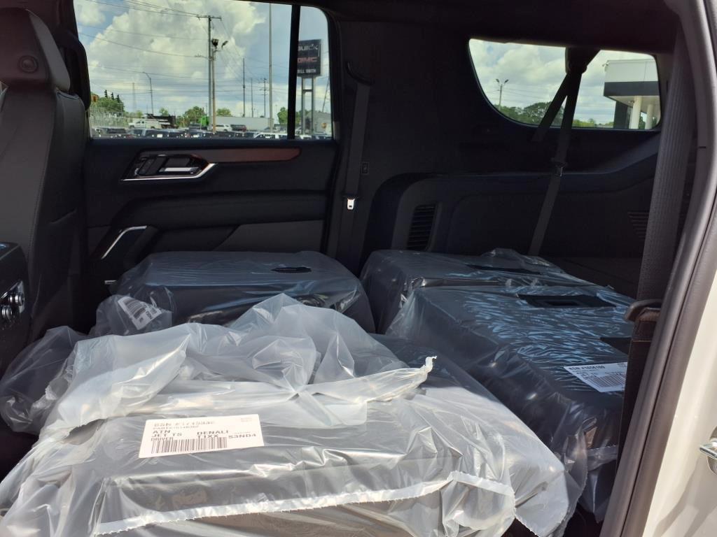 new 2025 GMC Yukon XL car, priced at $91,445