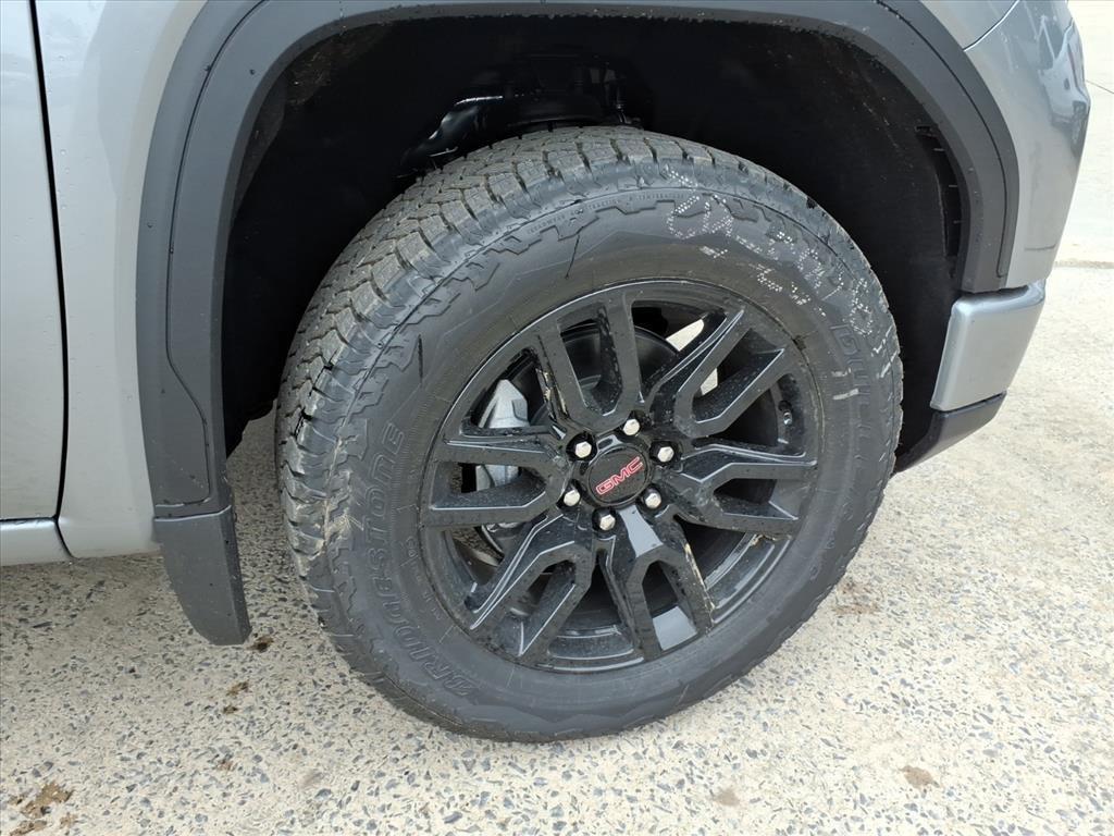 new 2026 GMC Sierra 1500 car, priced at $55,385