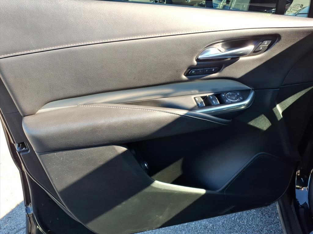 used 2022 Cadillac XT4 car, priced at $26,987