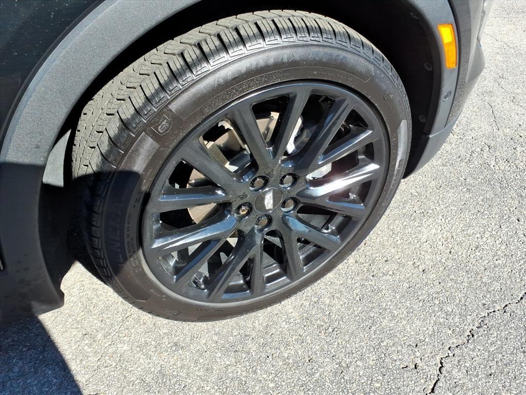 used 2022 Cadillac XT4 car, priced at $26,987