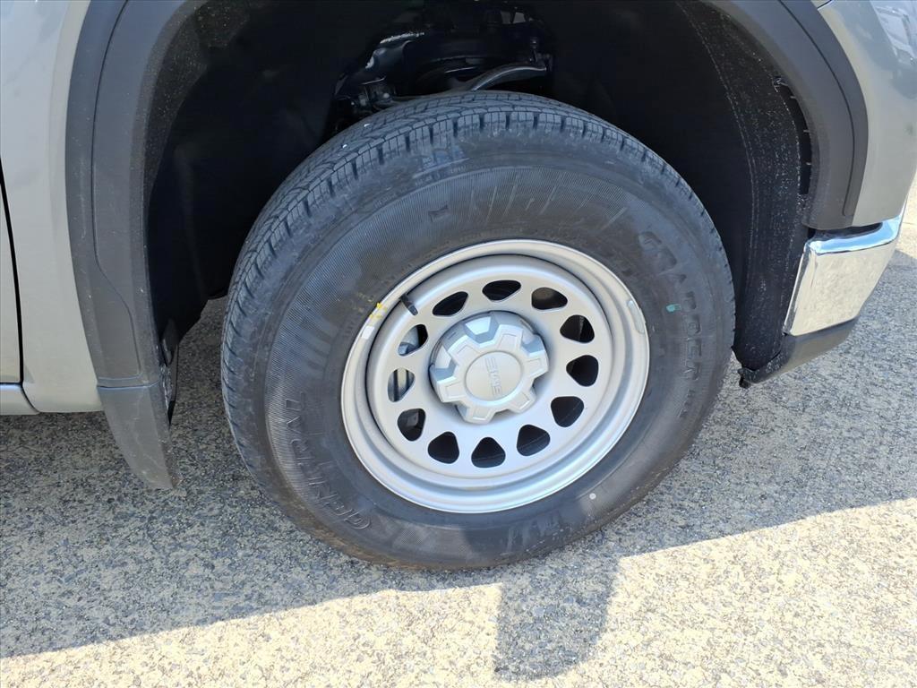 new 2025 GMC Sierra 1500 car, priced at $36,425