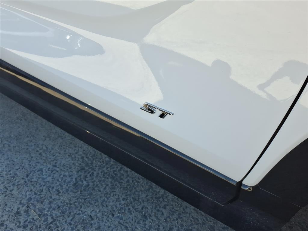 new 2026 Buick Encore GX car, priced at $24,285