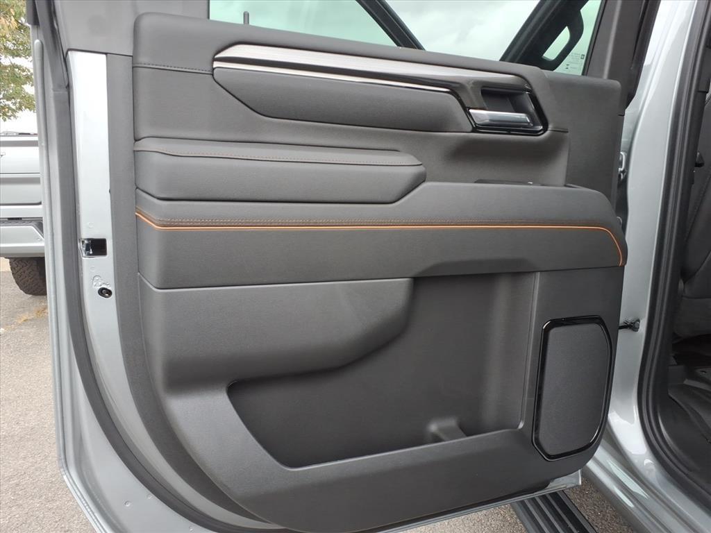 new 2025 GMC Sierra 2500 car