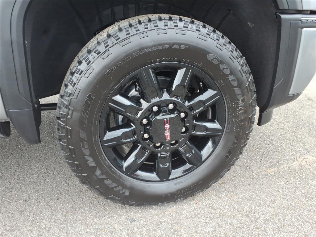 new 2025 GMC Sierra 2500 car