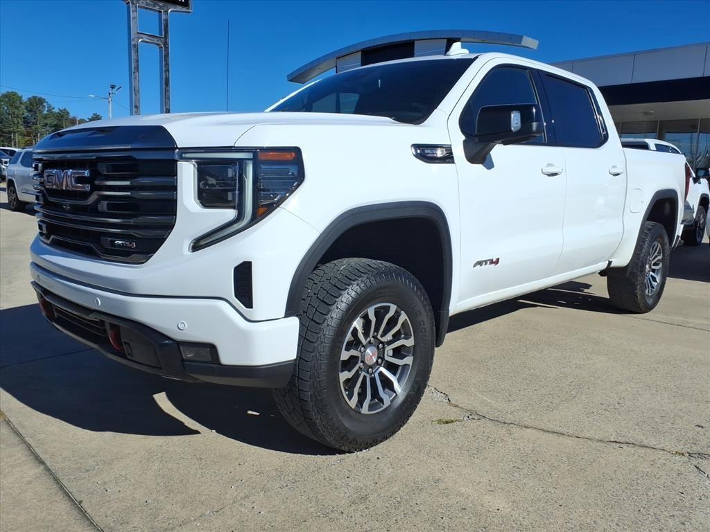 used 2023 GMC Sierra 1500 car, priced at $49,987