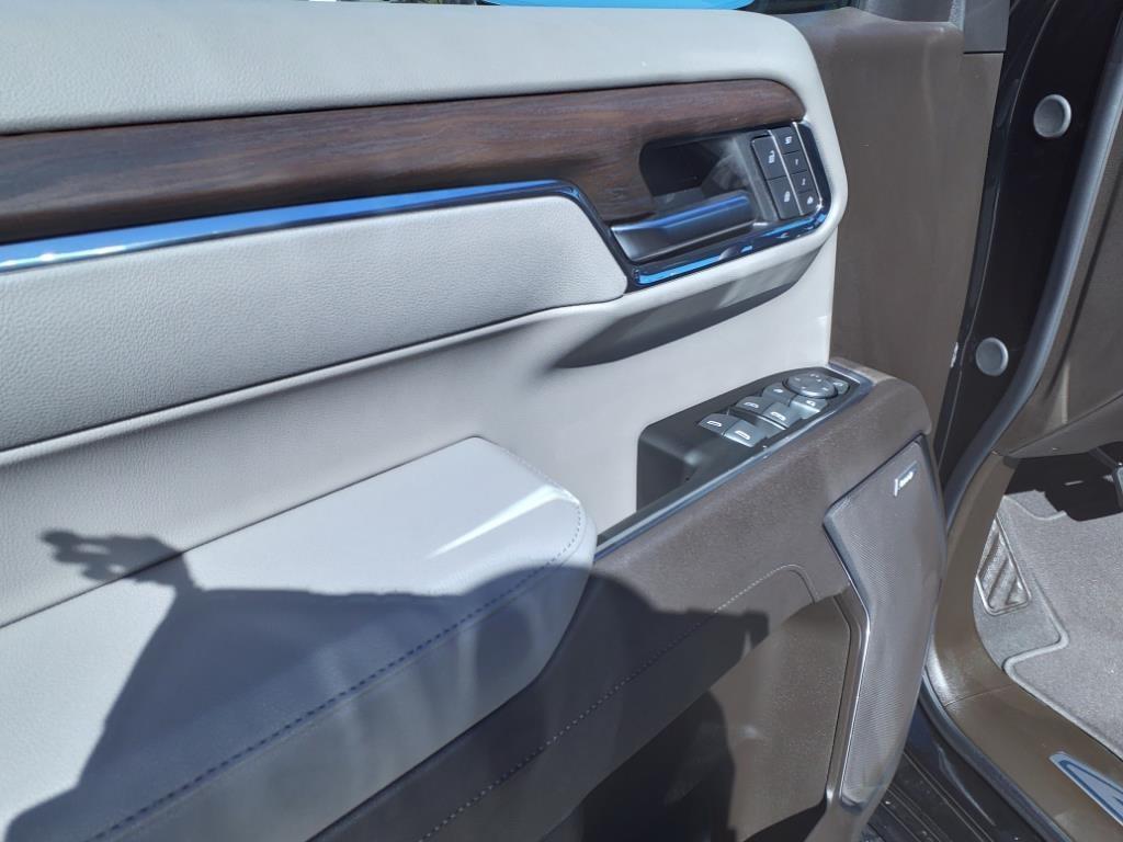 new 2025 GMC Sierra 1500 car, priced at $56,220