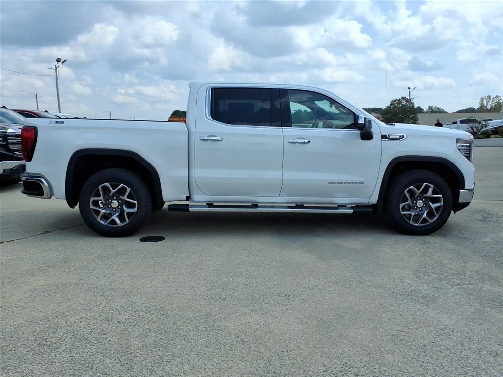 new 2026 GMC Sierra 1500 car, priced at $59,390