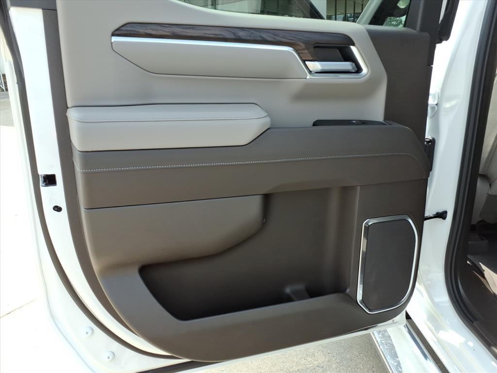 new 2026 GMC Sierra 1500 car, priced at $59,390