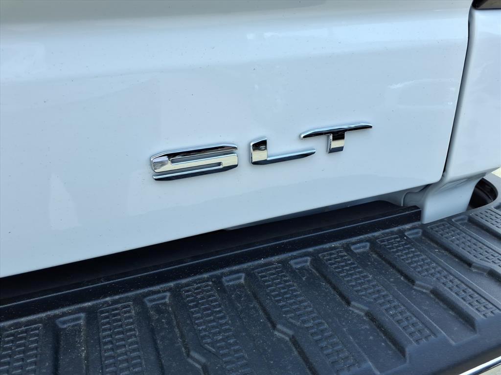 new 2026 GMC Sierra 1500 car, priced at $59,390