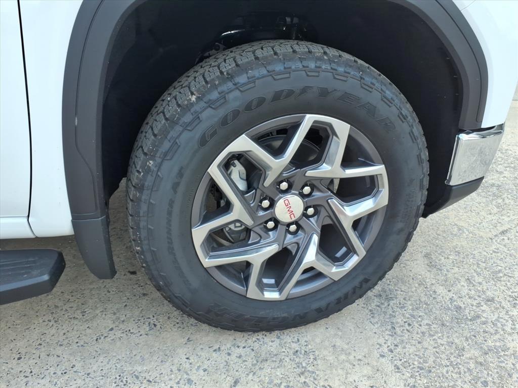 new 2026 GMC Sierra 1500 car, priced at $59,390