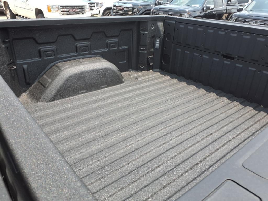 new 2025 GMC Sierra 1500 car, priced at $59,060
