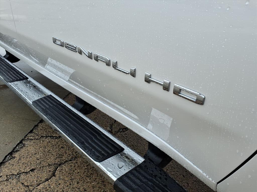 used 2024 GMC Sierra 2500 car, priced at $74,997