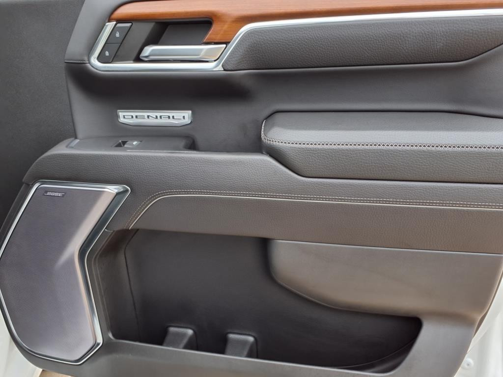 used 2022 GMC Sierra 1500 car, priced at $57,997