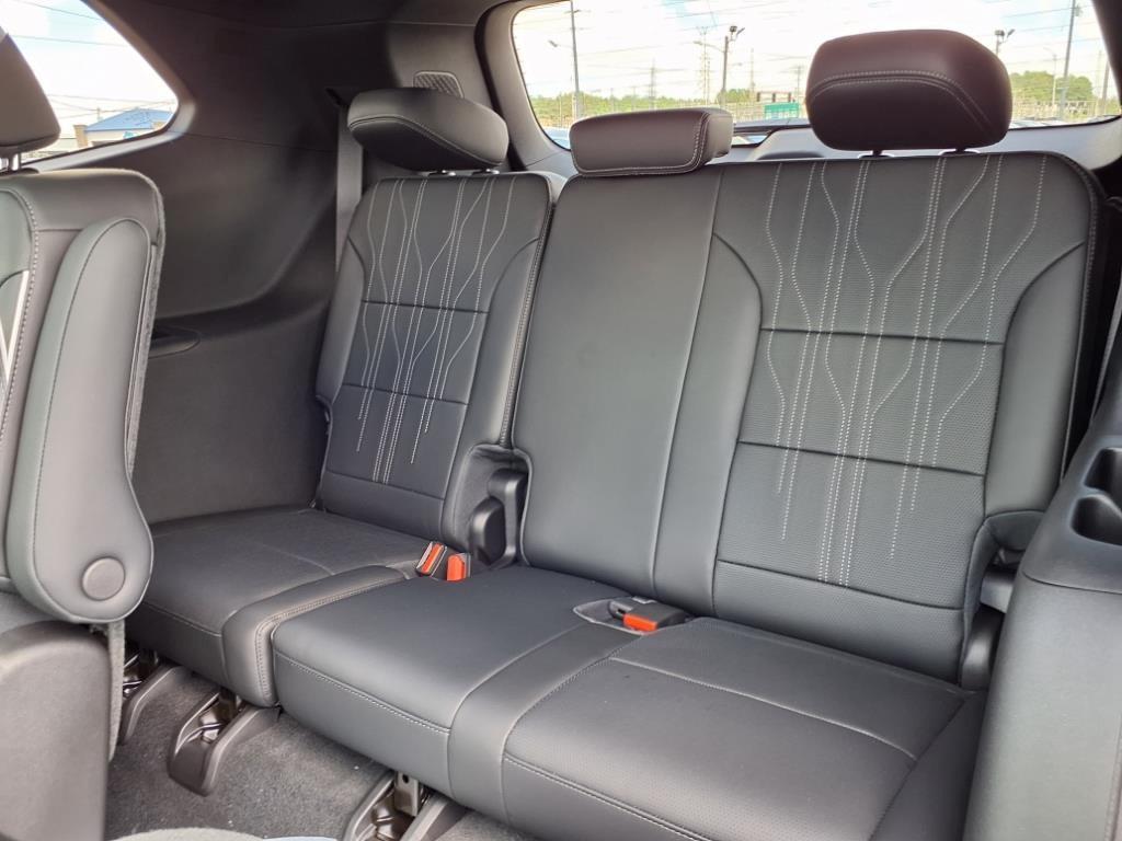 new 2025 Buick Enclave car, priced at $55,195