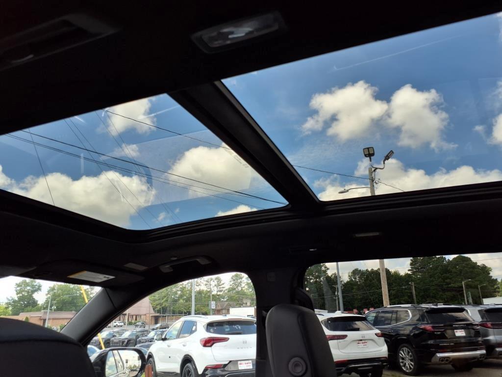 new 2025 Buick Enclave car, priced at $55,195