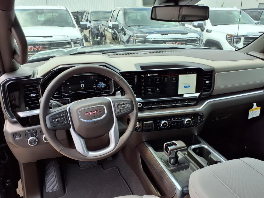 new 2025 GMC Sierra 1500 car, priced at $55,270