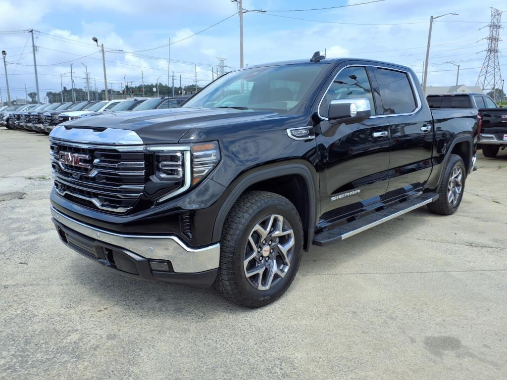 new 2025 GMC Sierra 1500 car, priced at $55,270