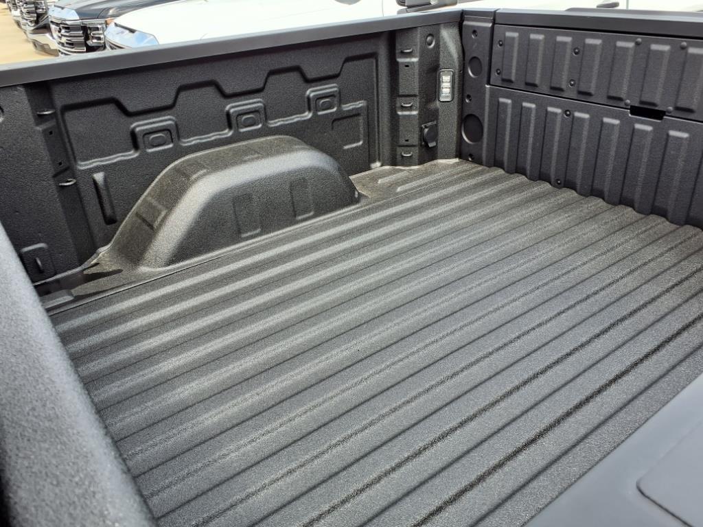 new 2025 GMC Sierra 1500 car, priced at $55,270