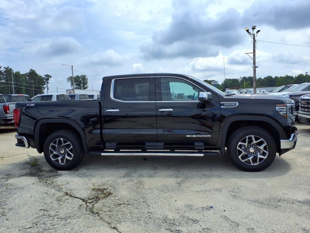 new 2025 GMC Sierra 1500 car, priced at $55,270