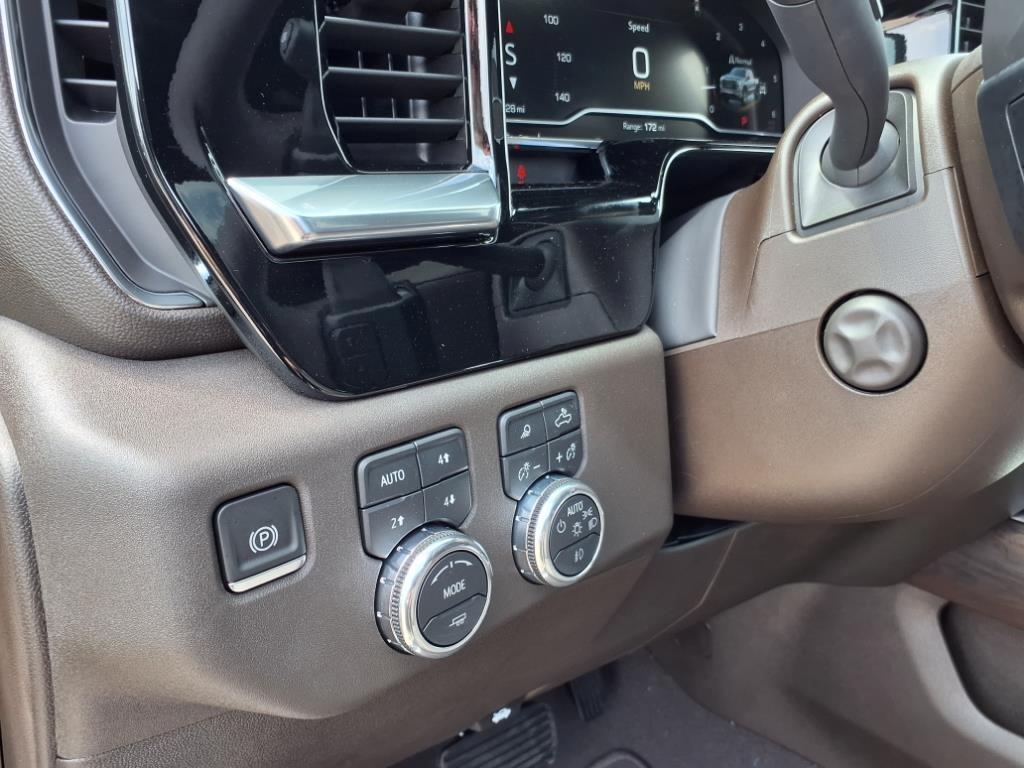 new 2025 GMC Sierra 1500 car, priced at $55,270
