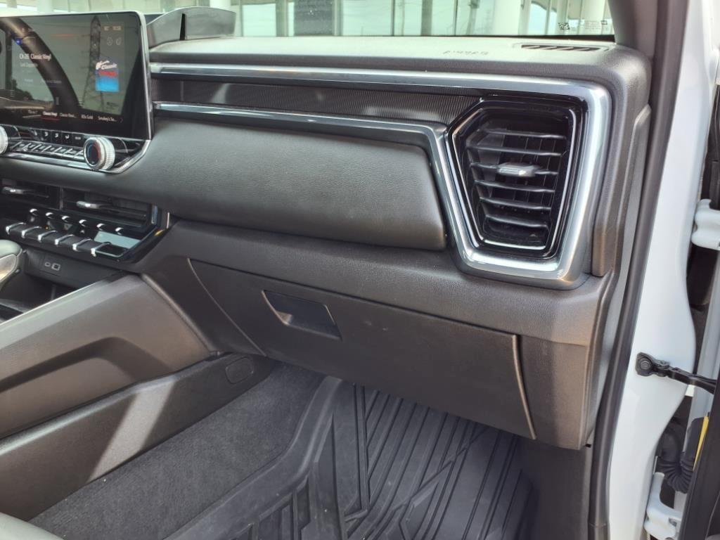used 2024 GMC Canyon car