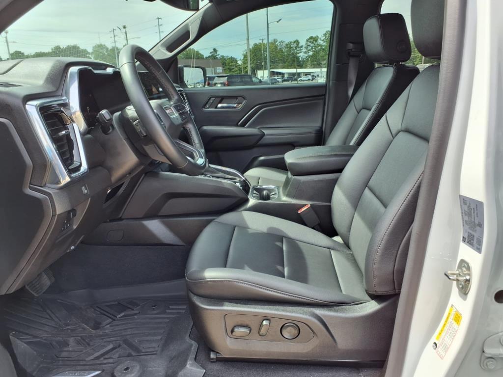 used 2024 GMC Canyon car