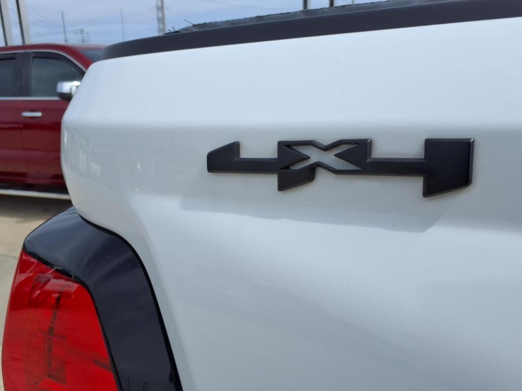 used 2024 GMC Canyon car