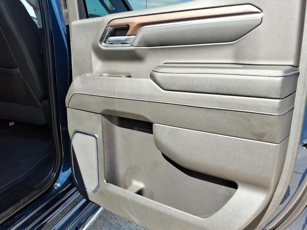 used 2023 GMC Sierra 1500 car, priced at $51,900