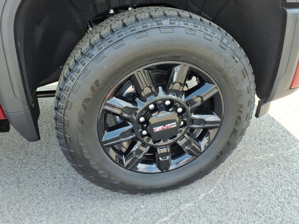 new 2026 GMC Sierra 2500 car, priced at $84,336