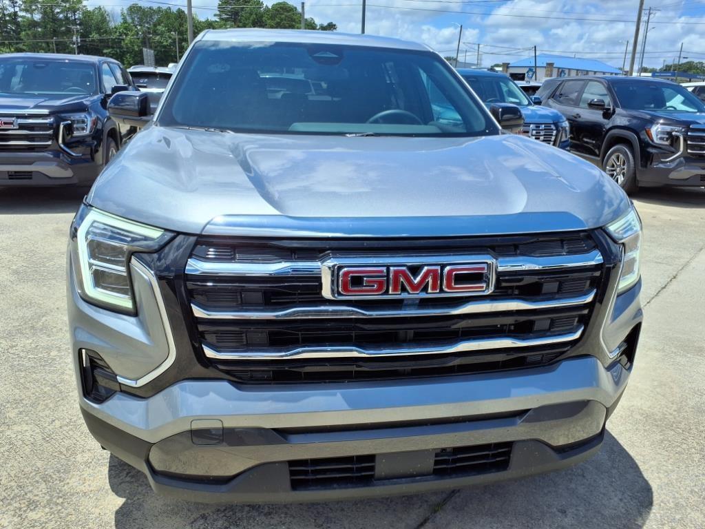 new 2025 GMC Terrain car, priced at $32,140