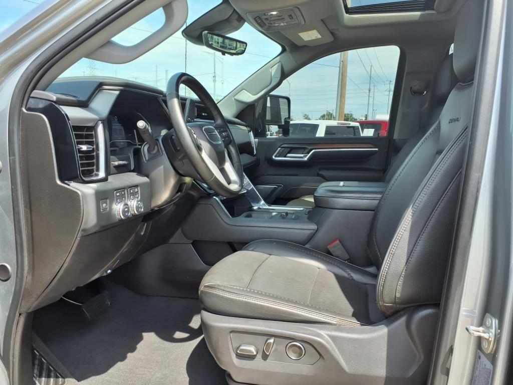 used 2024 GMC Sierra 2500 car, priced at $70,987