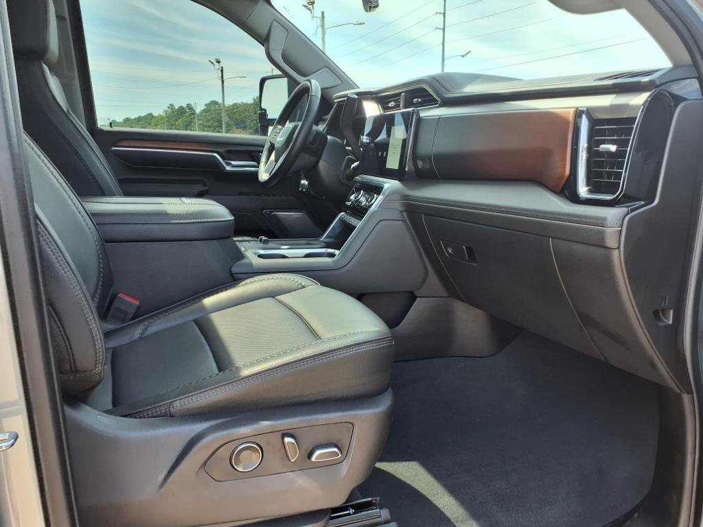 used 2024 GMC Sierra 2500 car, priced at $70,987