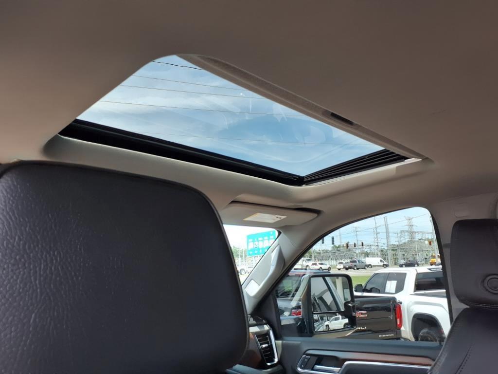 used 2024 GMC Sierra 2500 car, priced at $70,987