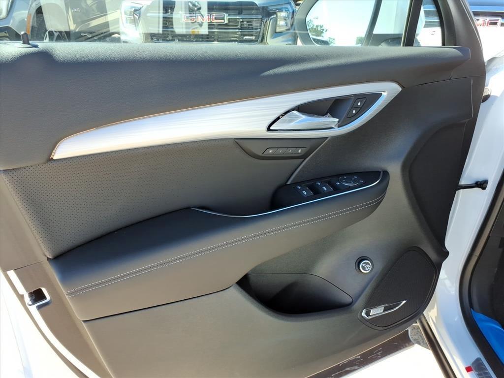 new 2025 Buick Envision car, priced at $45,195