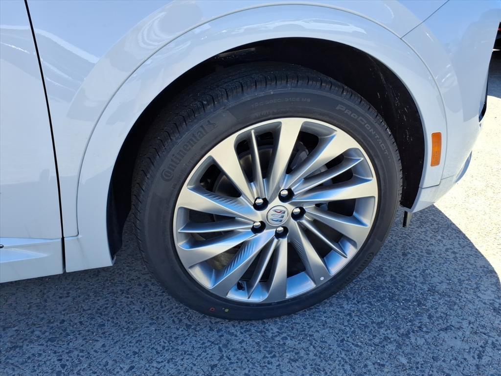 new 2025 Buick Envision car, priced at $45,195