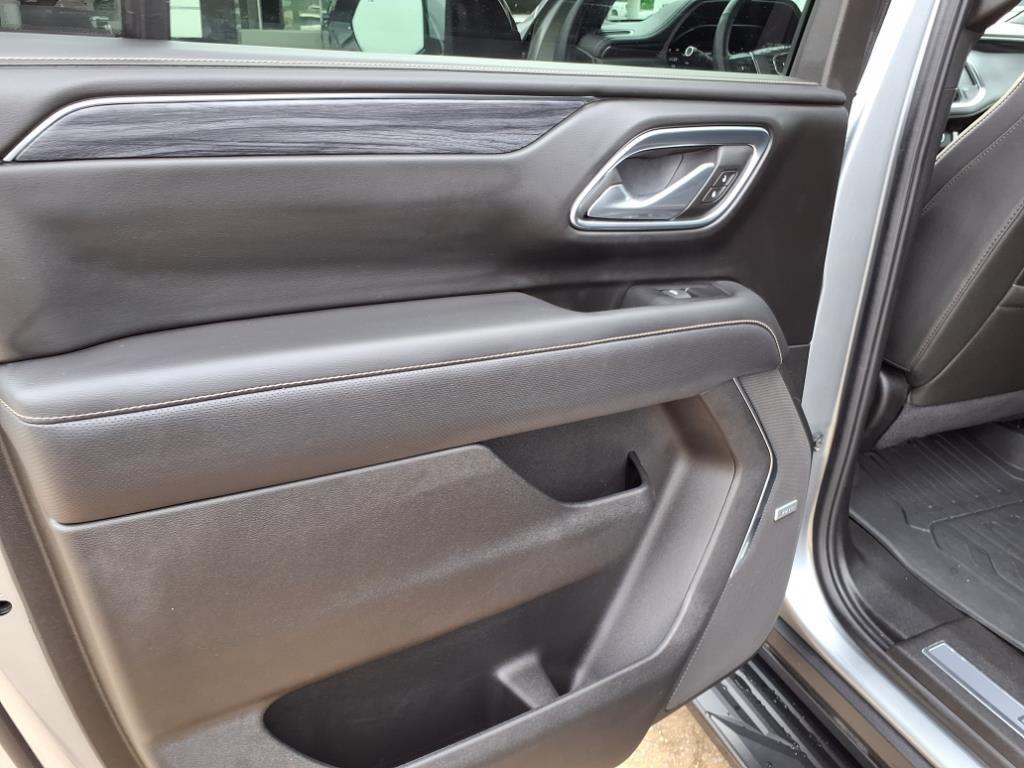 used 2024 GMC Yukon XL car, priced at $69,987