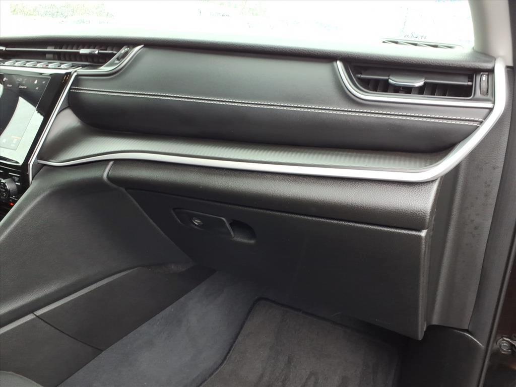 used 2023 Jeep Grand Cherokee car, priced at $24,967