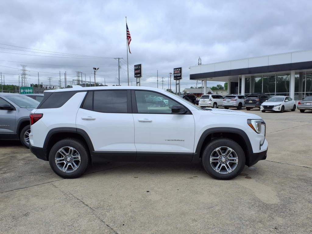 new 2025 GMC Terrain car, priced at $29,895
