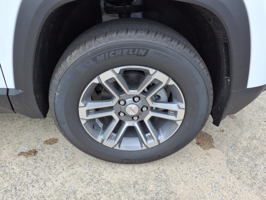 new 2025 GMC Terrain car, priced at $29,895