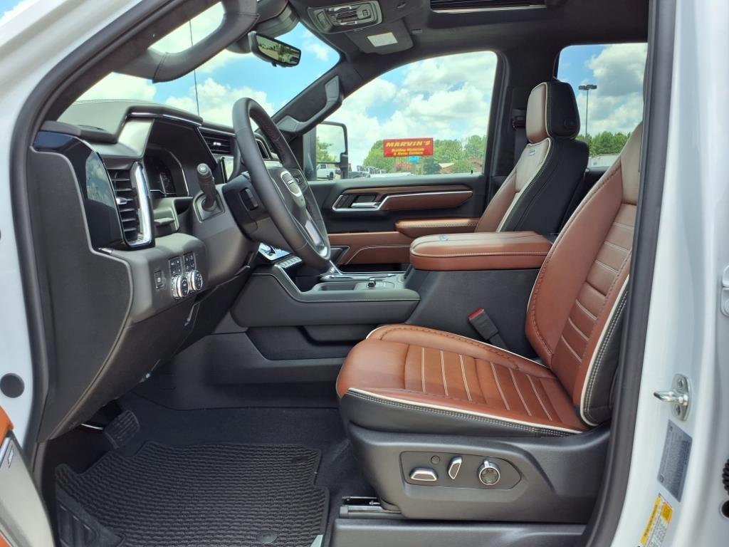 new 2025 GMC Sierra 2500 car, priced at $87,390